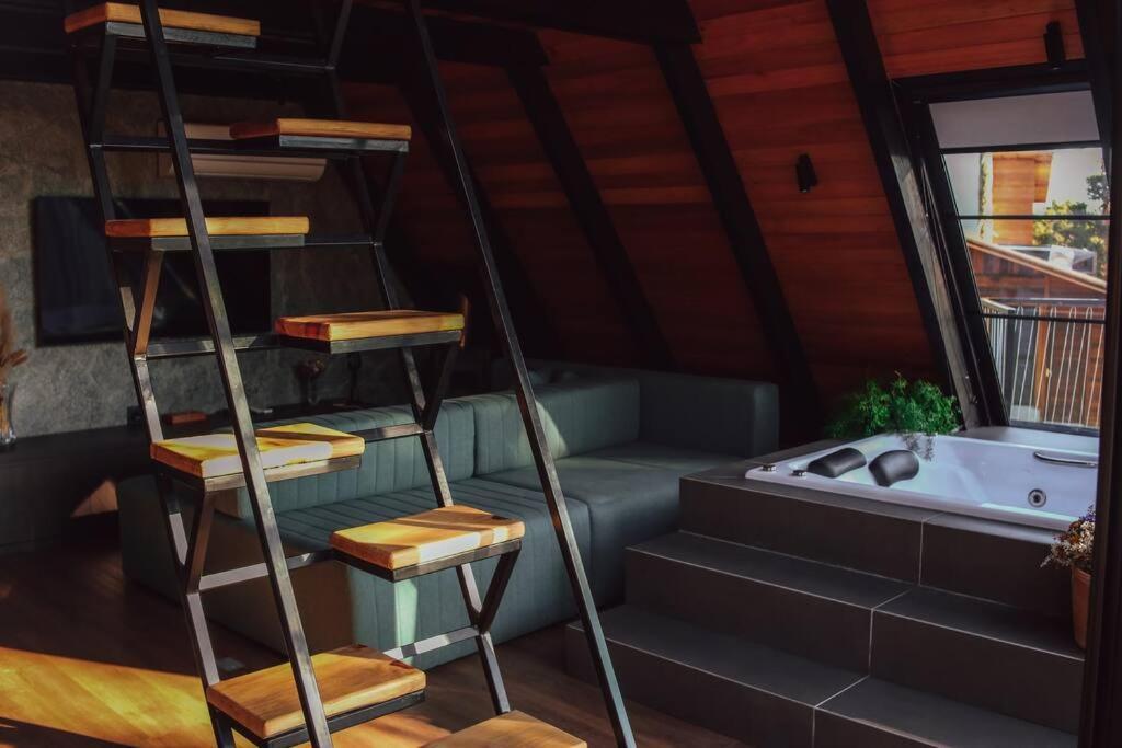 Cabana Lodge! Урубиси Экстерьер фото